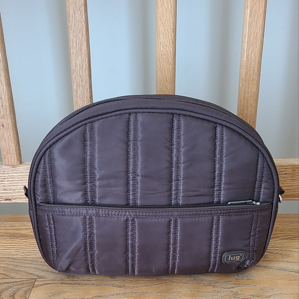 Lug- Toiletry case